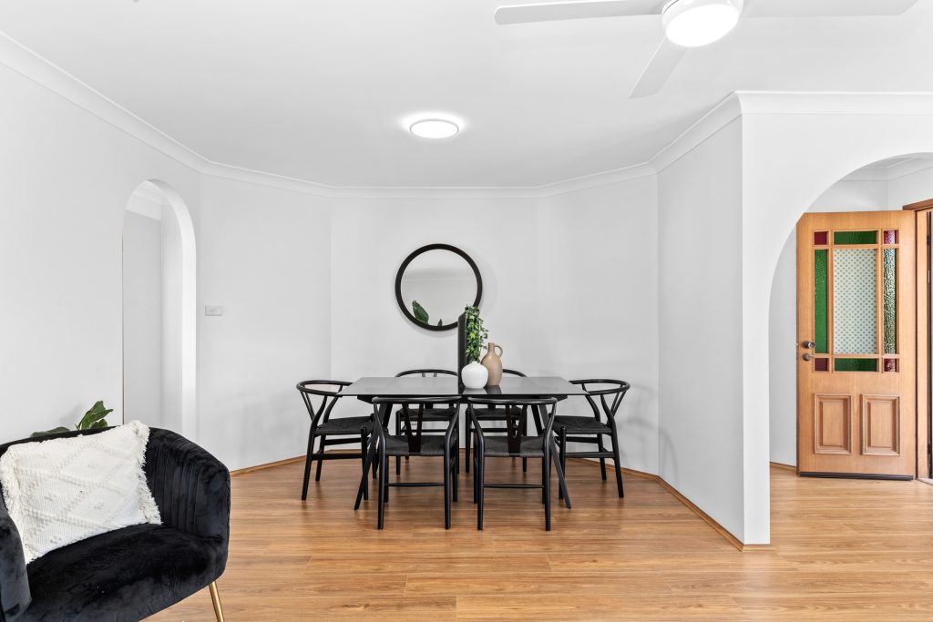 206a Targo Road, Girraween NSW 2145 - photo 5