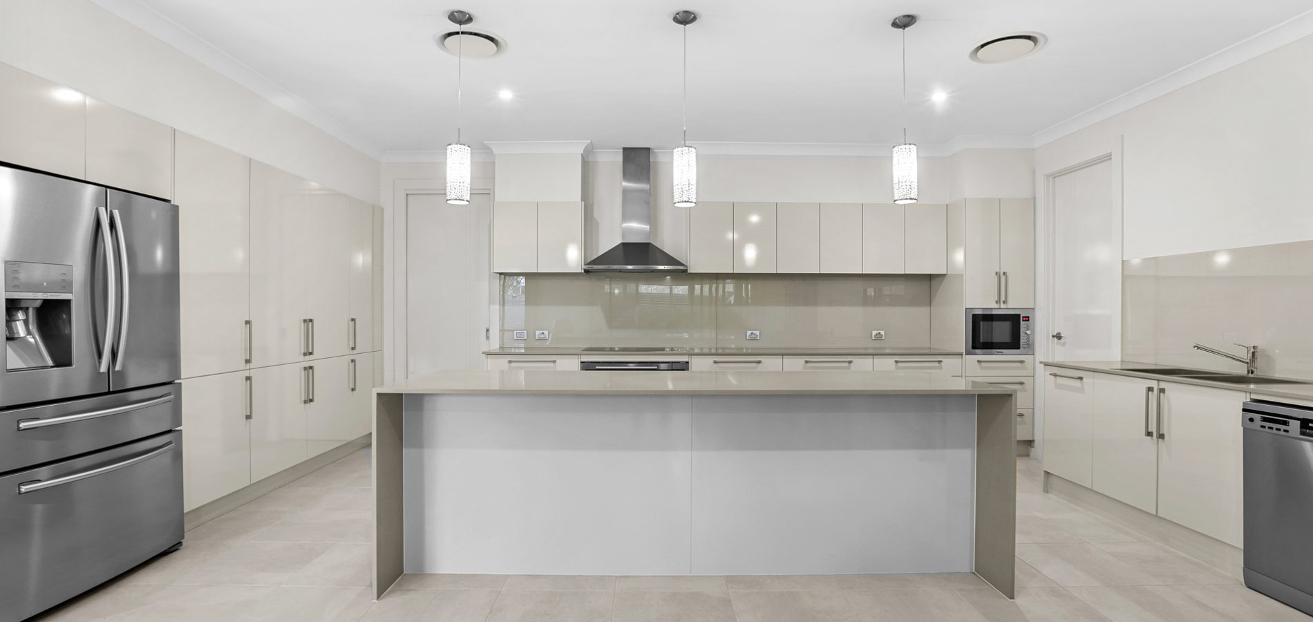 8 Jubilee Drive, Jordan Springs NSW 2747 - photo 3