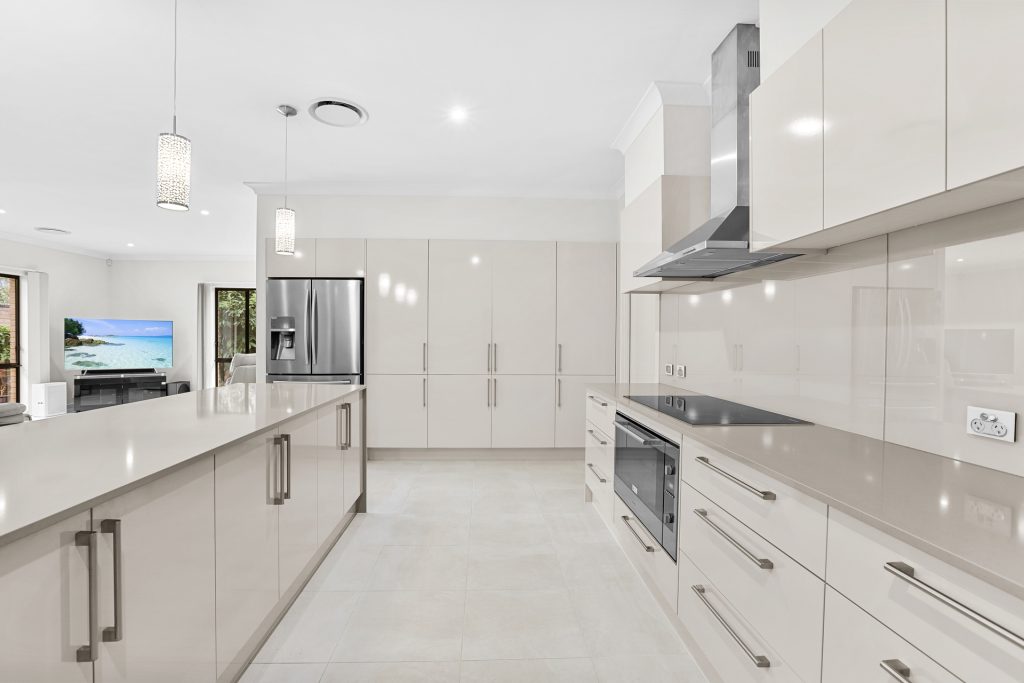 8 Jubilee Drive, Jordan Springs NSW 2747 - photo 4