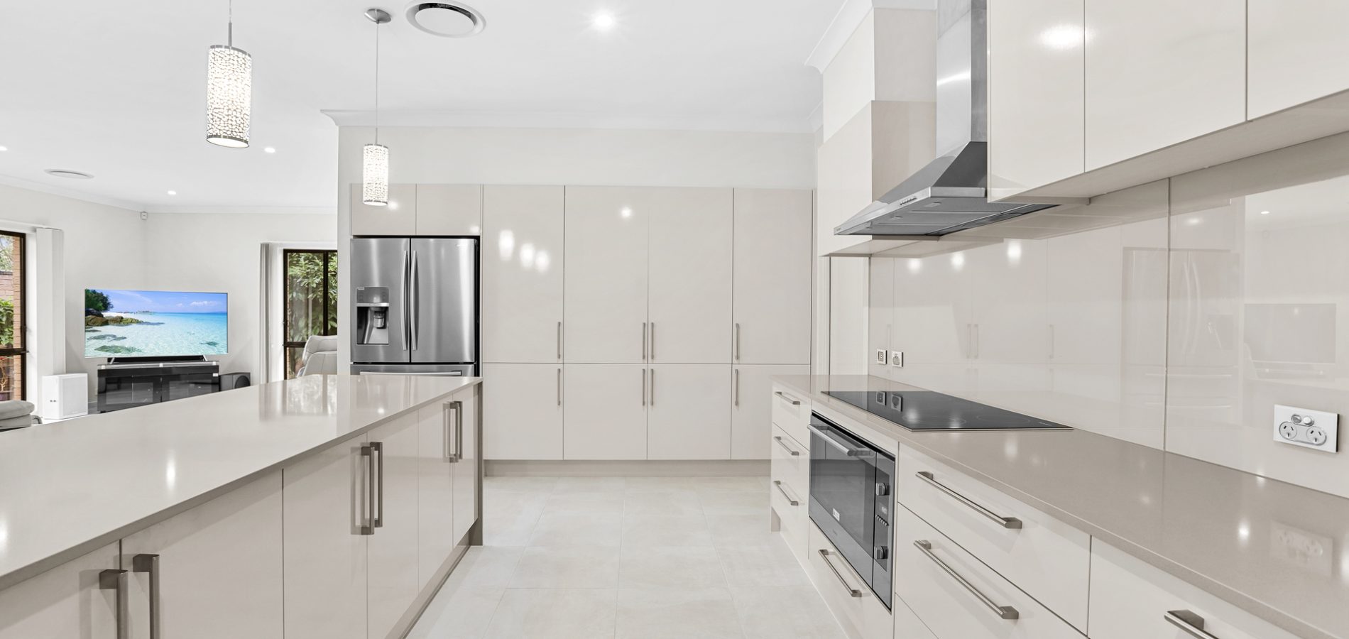 8 Jubilee Drive, Jordan Springs NSW 2747 - photo 4