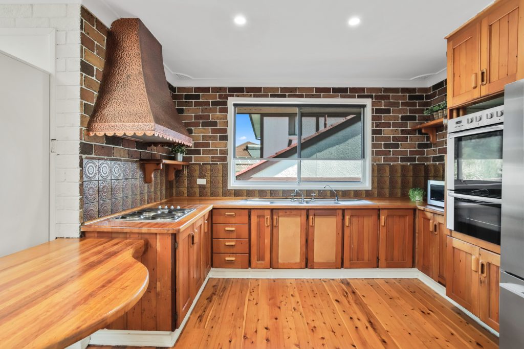Sold - 4 Hutchins Crescent - New Property in Kings Langley - Real Estate by Kim McChlery