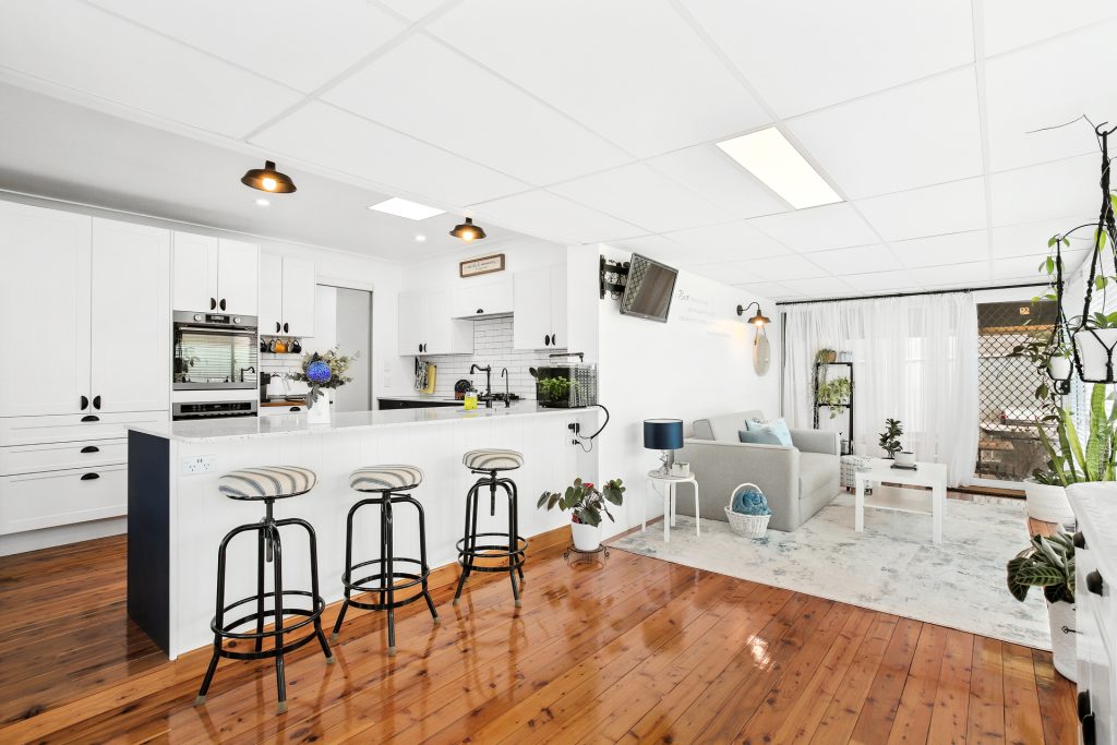 8 Nerang Close, West Pennant Hills NSW 2125 - photo 4
