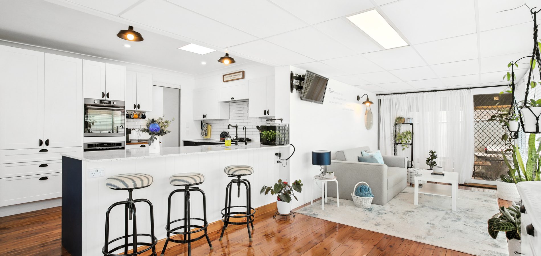 8 Nerang Close, West Pennant Hills NSW 2125 - photo 4