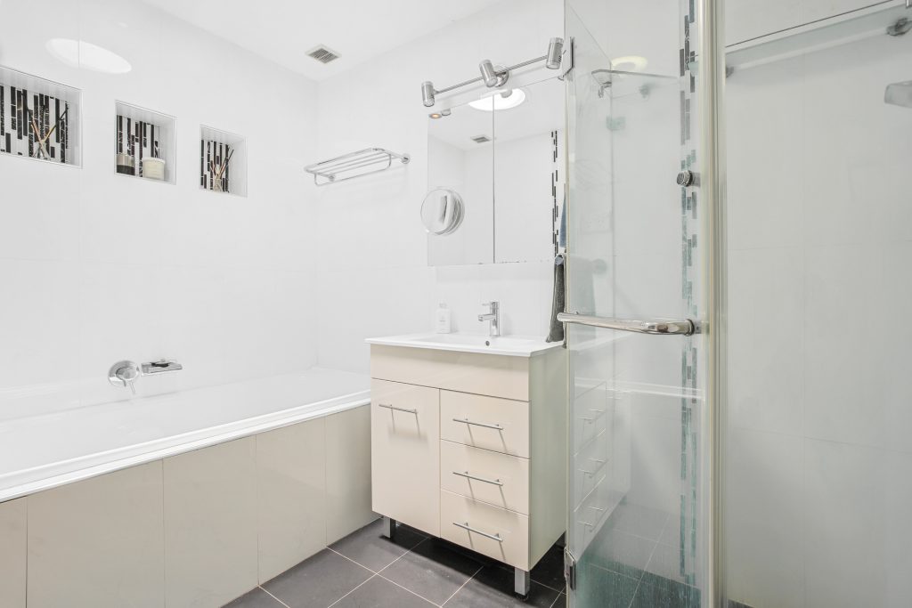 8 Nerang Close, West Pennant Hills NSW 2125 - photo 9