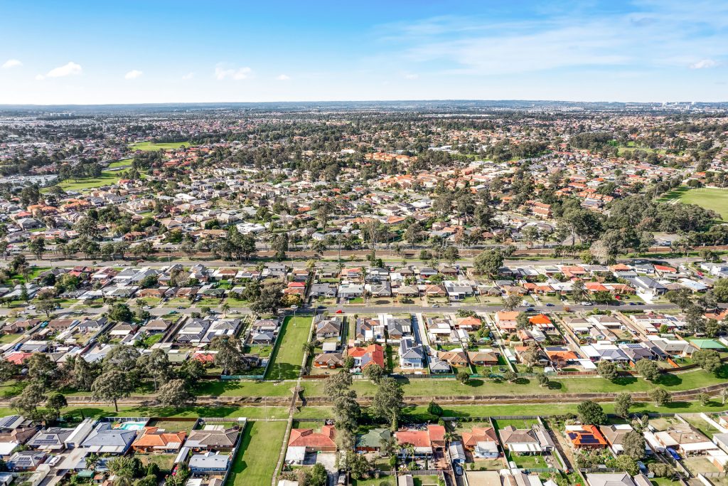 105 Lovegrove Drive, Quakers Hill NSW 2763 - photo 14