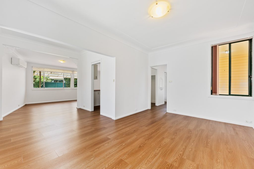 2 Jopling Crescent, Lalor Park NSW 2147 - photo 2