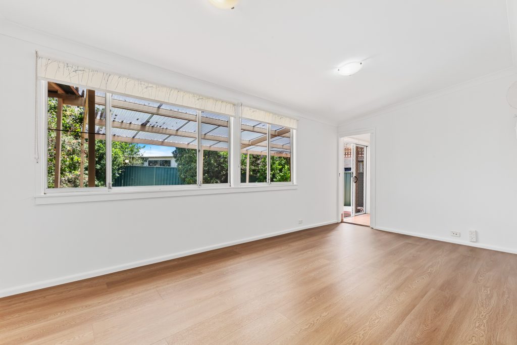 2 Jopling Crescent, Lalor Park NSW 2147 - photo 3