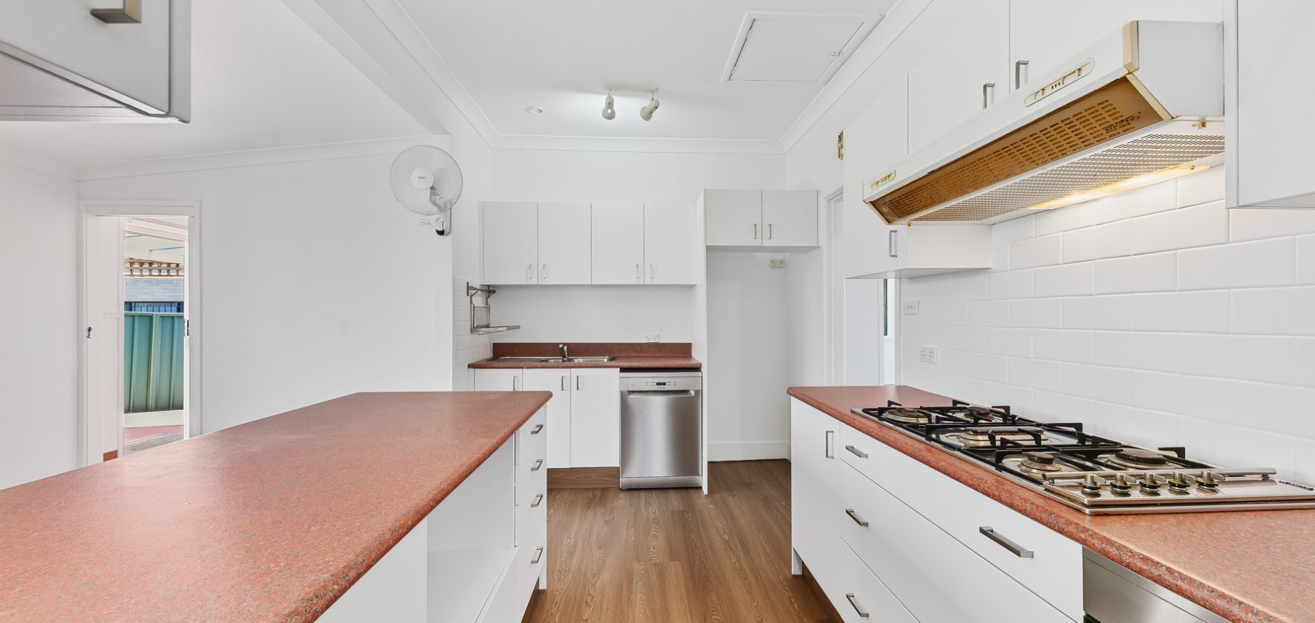 2 Jopling Crescent, Lalor Park NSW 2147 - photo 4