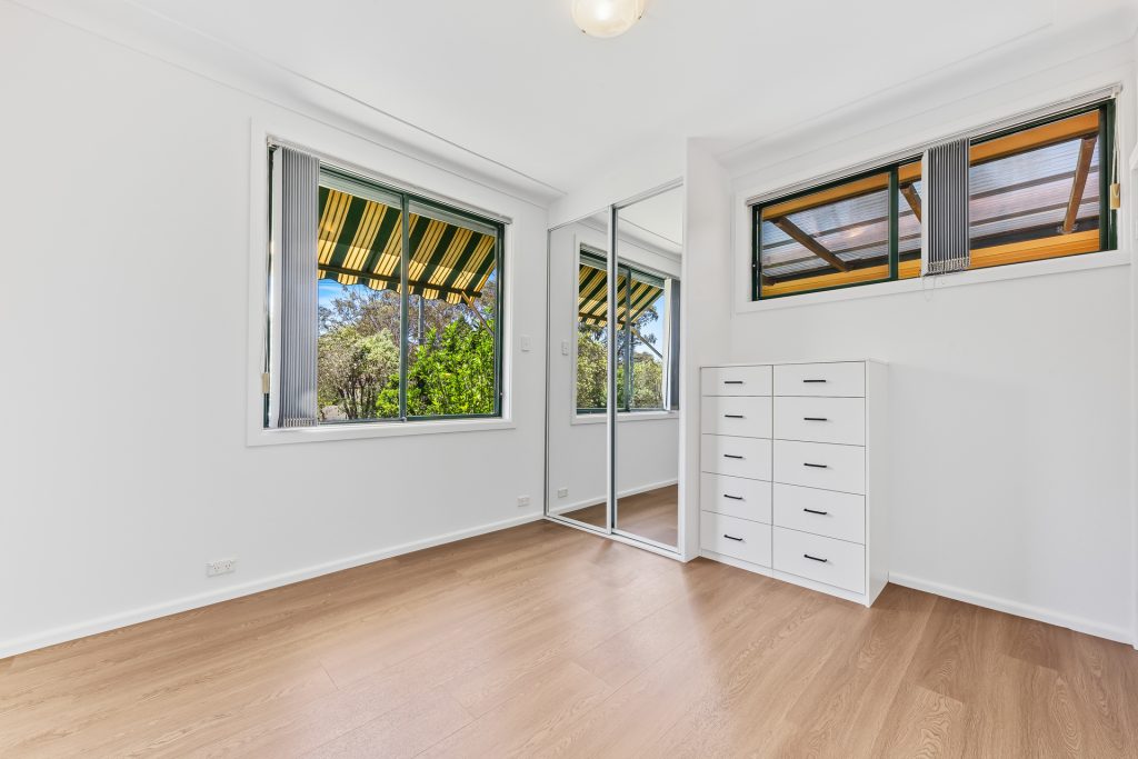 2 Jopling Crescent, Lalor Park NSW 2147 - photo 9