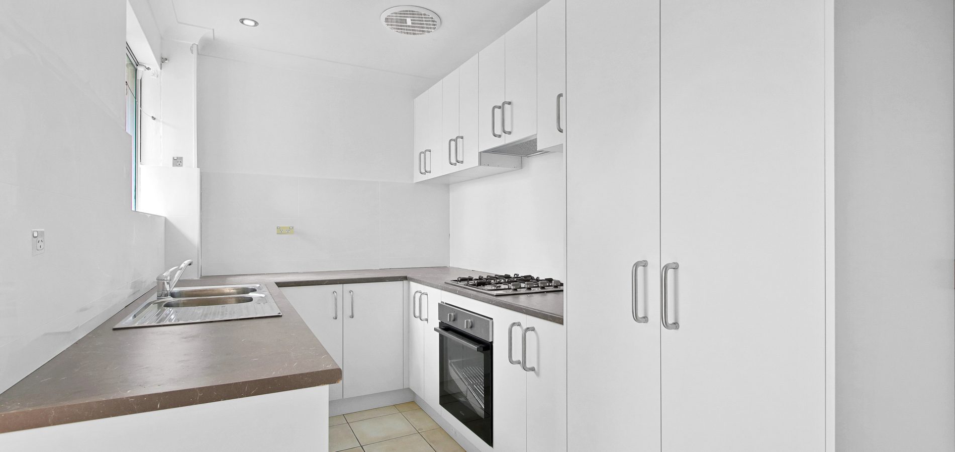 6/22-24 Thomas Street, Parramatta NSW 2150 - photo 2