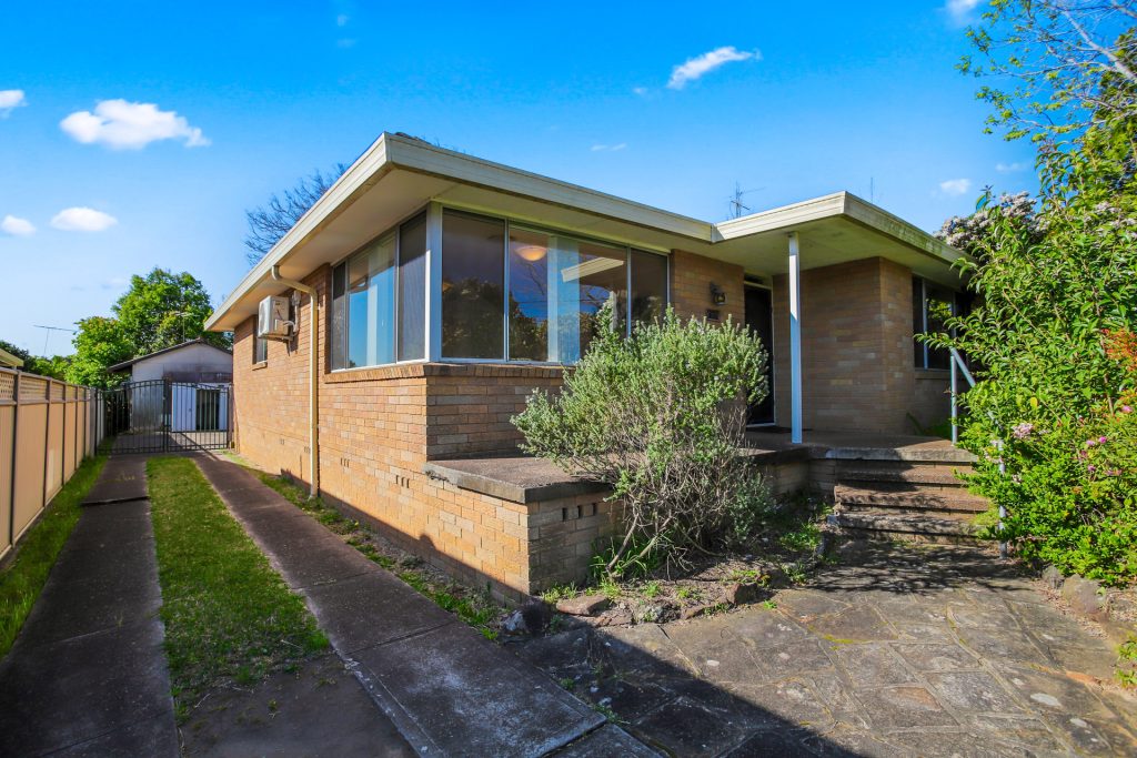 27 Hudson Street, Wentworthville NSW 2145 - photo 2