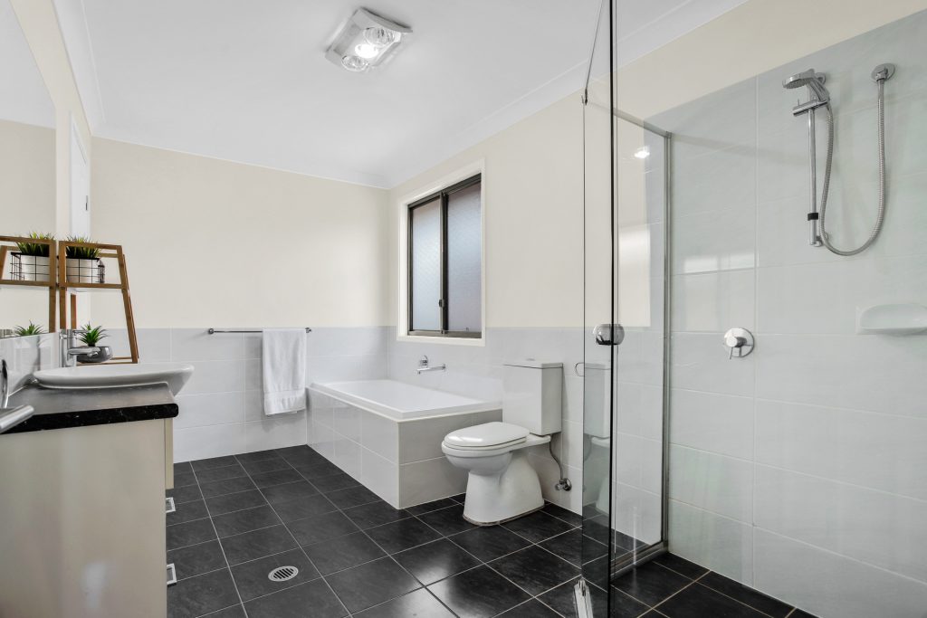 14 Nicholls Way, Pemulwuy NSW 2145 - photo 11