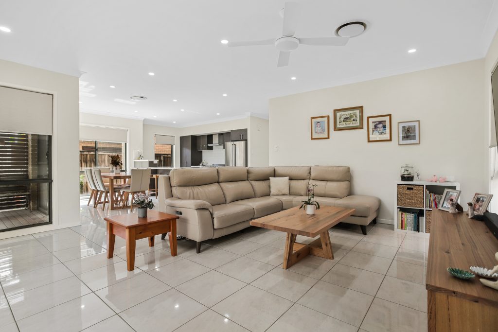 14 Nicholls Way, Pemulwuy NSW 2145 - photo 8