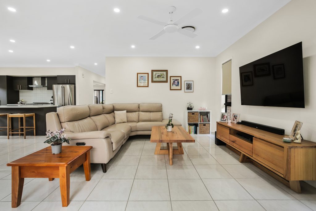14 Nicholls Way, Pemulwuy NSW 2145 - photo 10