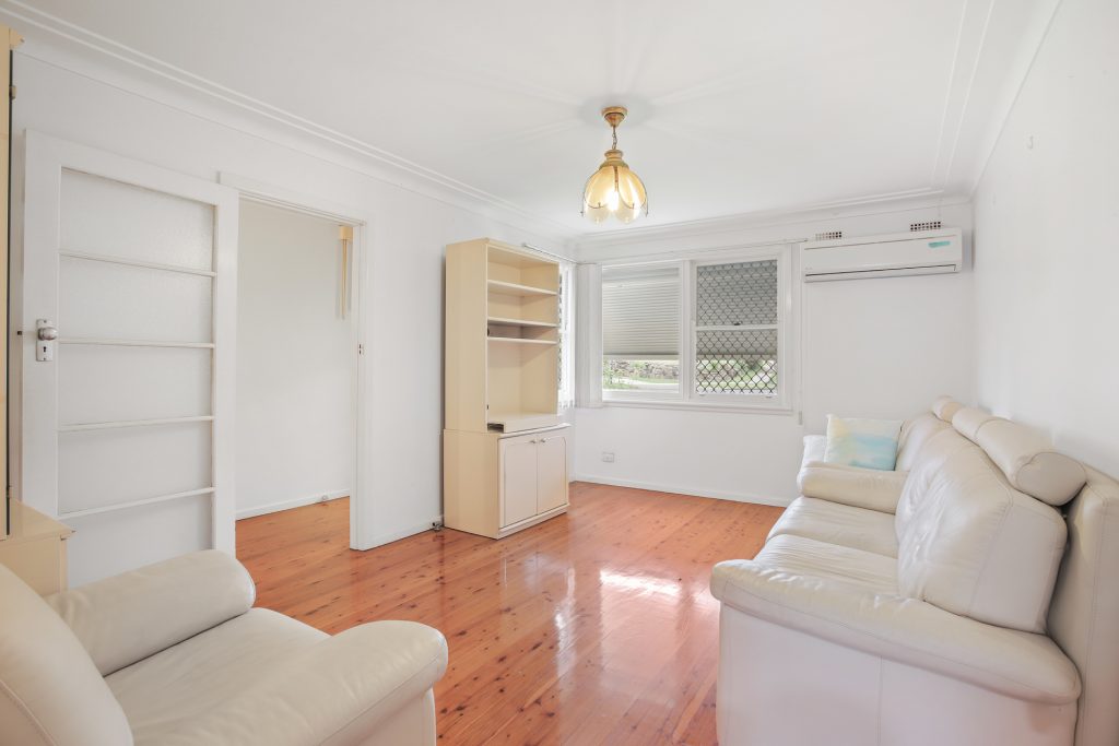 49 Lyle Street, Girraween NSW 2145 - photo 3