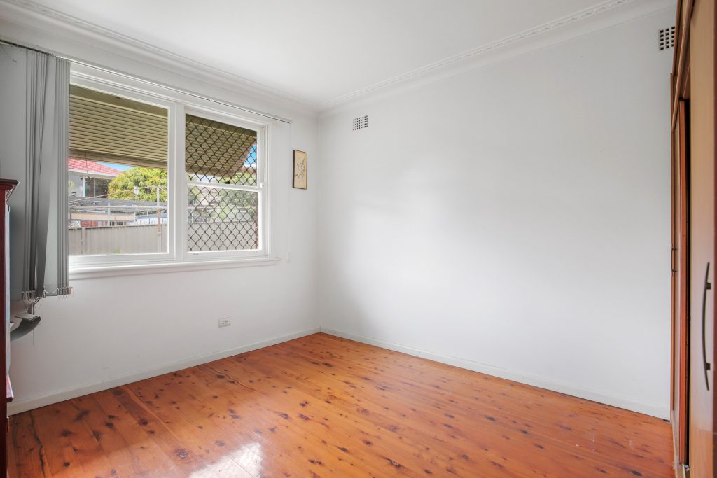 49 Lyle Street, Girraween NSW 2145 - photo 6
