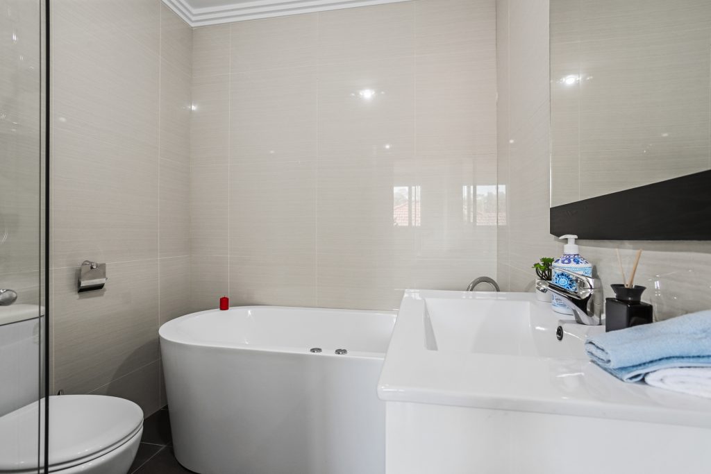 26 Normac Road, Girraween NSW 2145 - photo 12