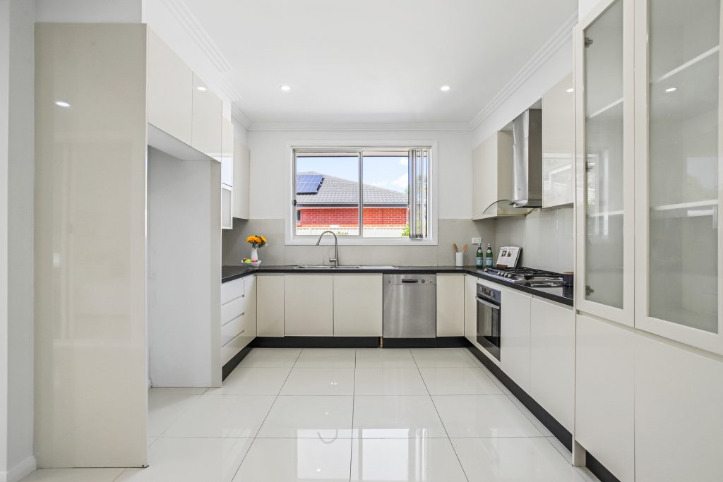 26 Normac Road, Girraween NSW 2145 - photo 5