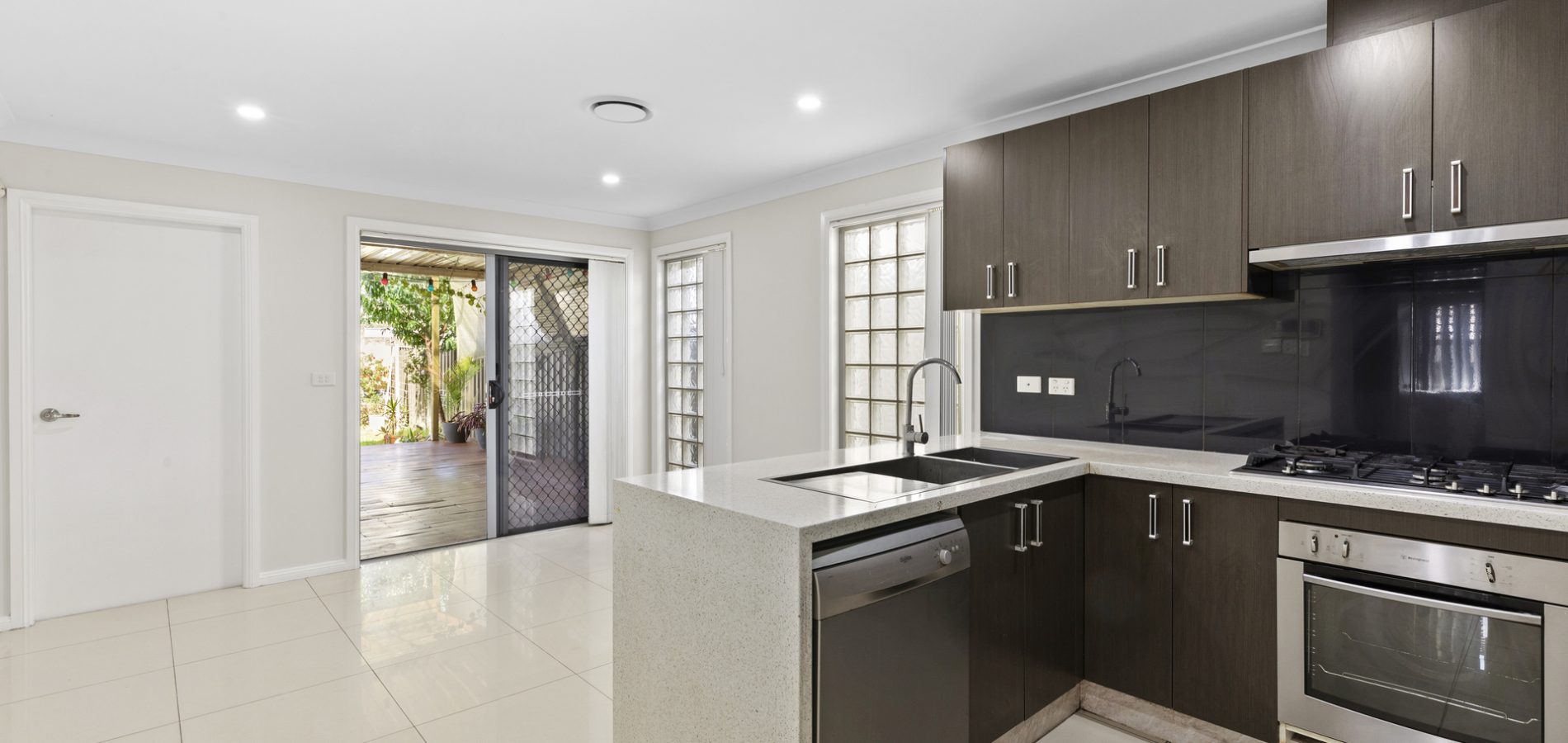 9/12 Burrowes Grove, Dean Park NSW 2761 - photo 4
