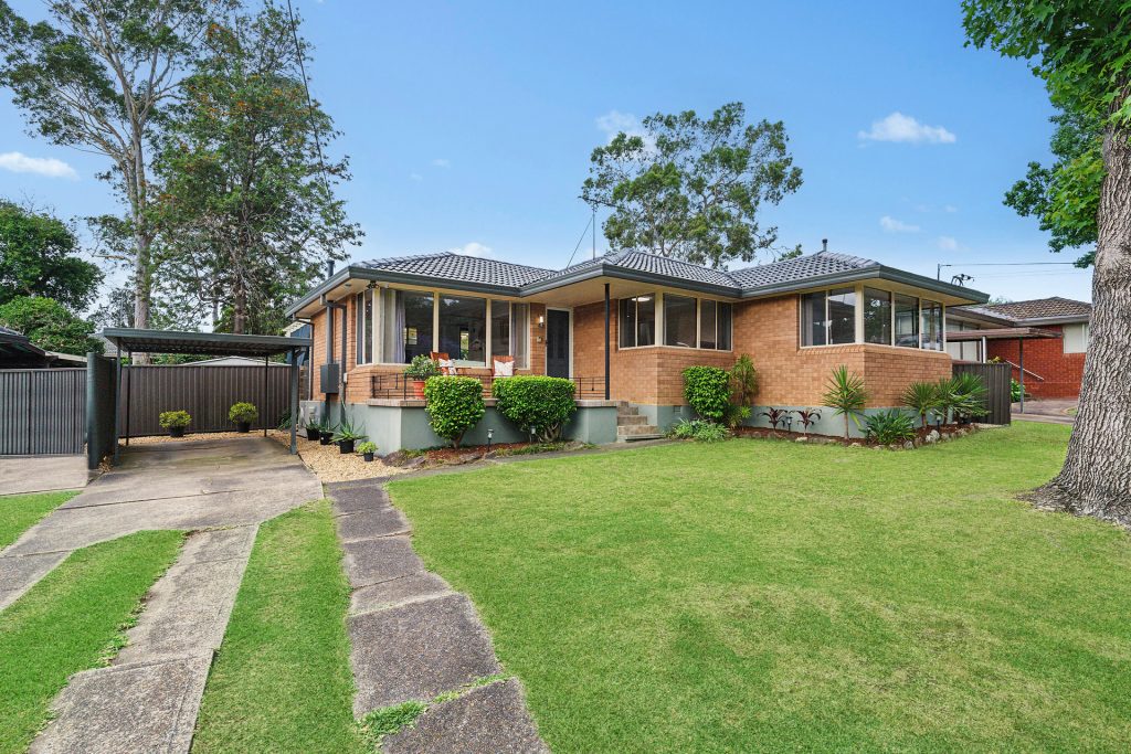 43 Burrandong Crescent, Baulkham Hills NSW 2153 - photo 10