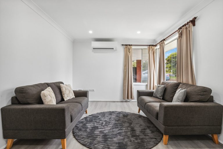 31 Mulheron Avenue, Baulkham Hills NSW 2153 - photo 2