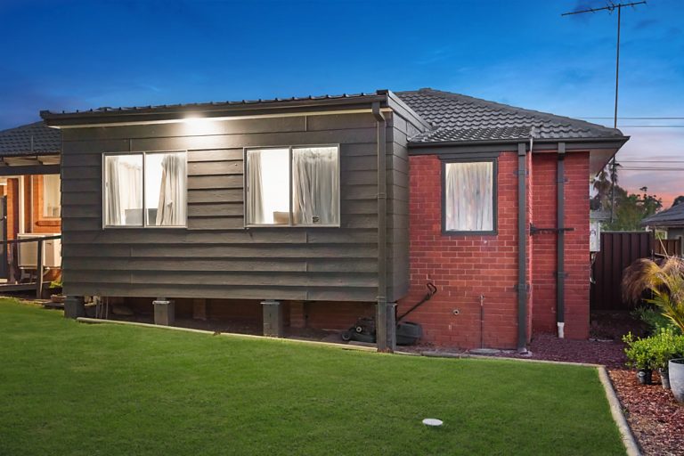 31 Mulheron Avenue, Baulkham Hills NSW 2153 - photo 10