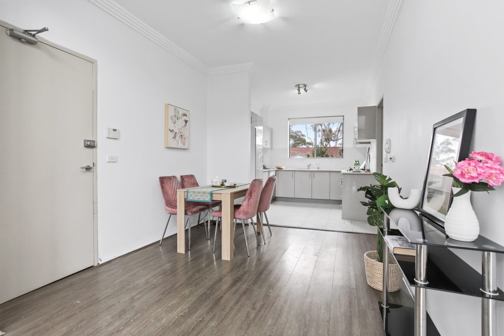 20/22-24A Parkside Lane, Westmead NSW 2145 - photo 4