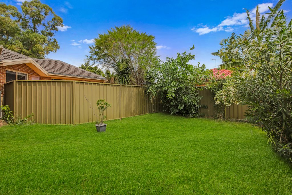 4/26 Carinya Road, Girraween NSW 2145 - photo 10