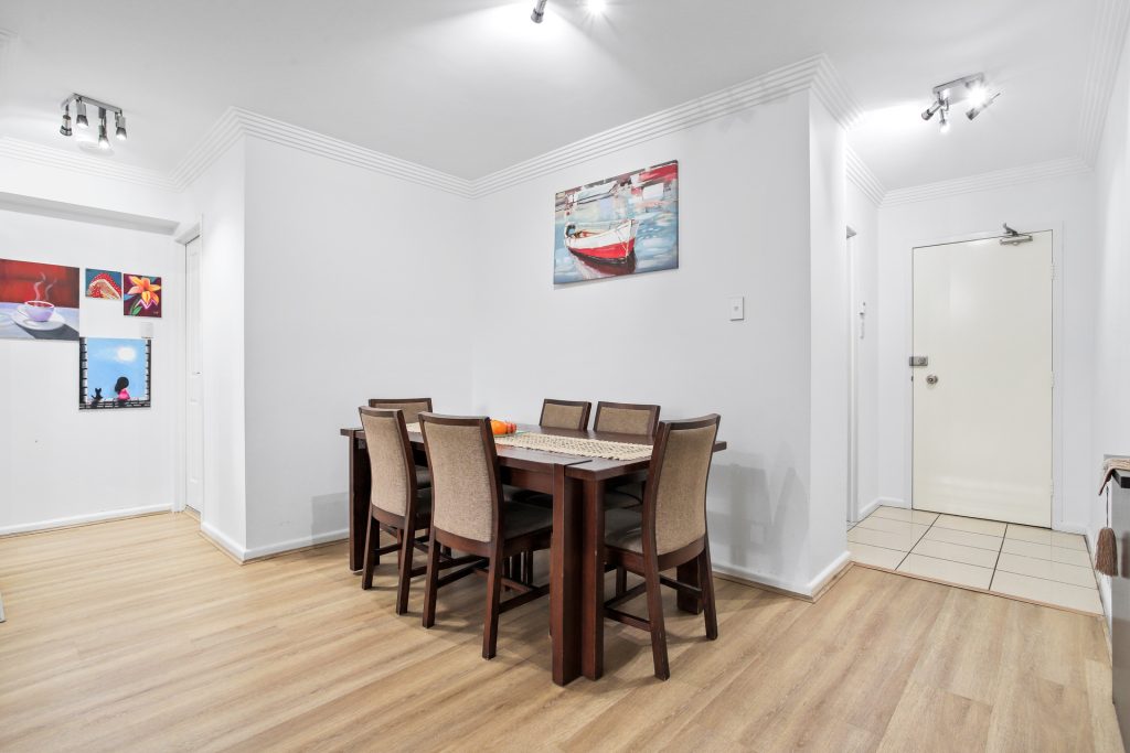 301/91A Bridge Road, Westmead NSW 2145 - photo 5