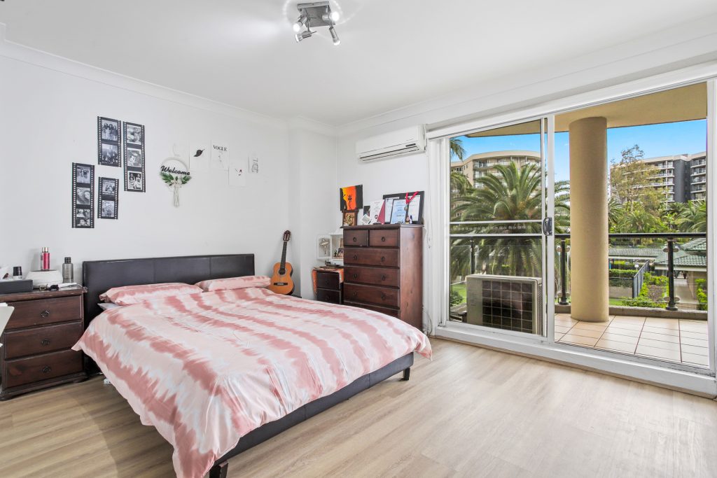301/91A Bridge Road, Westmead NSW 2145 - photo 7