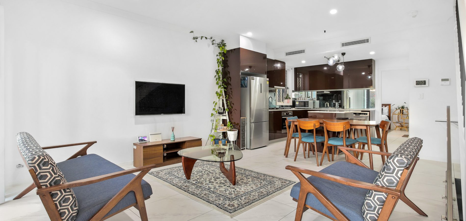 1/21 Carinya Road, Girraween NSW 2145 - photo 3