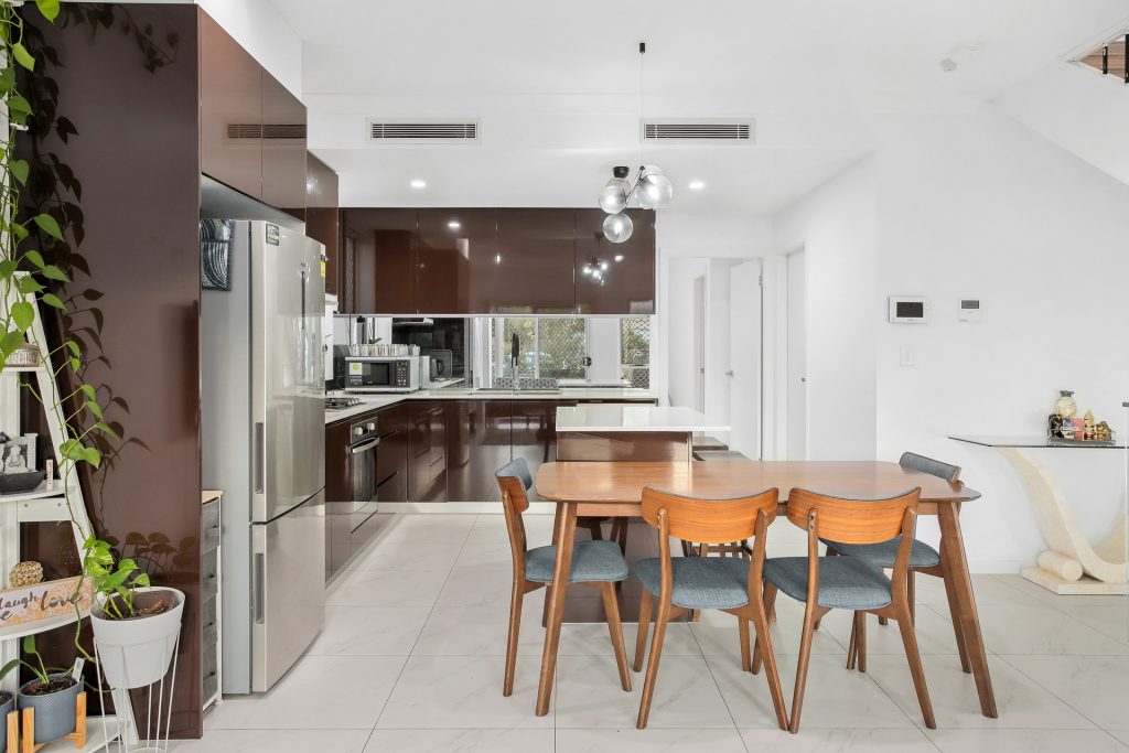 1/21 Carinya Road, Girraween NSW 2145 - photo 5