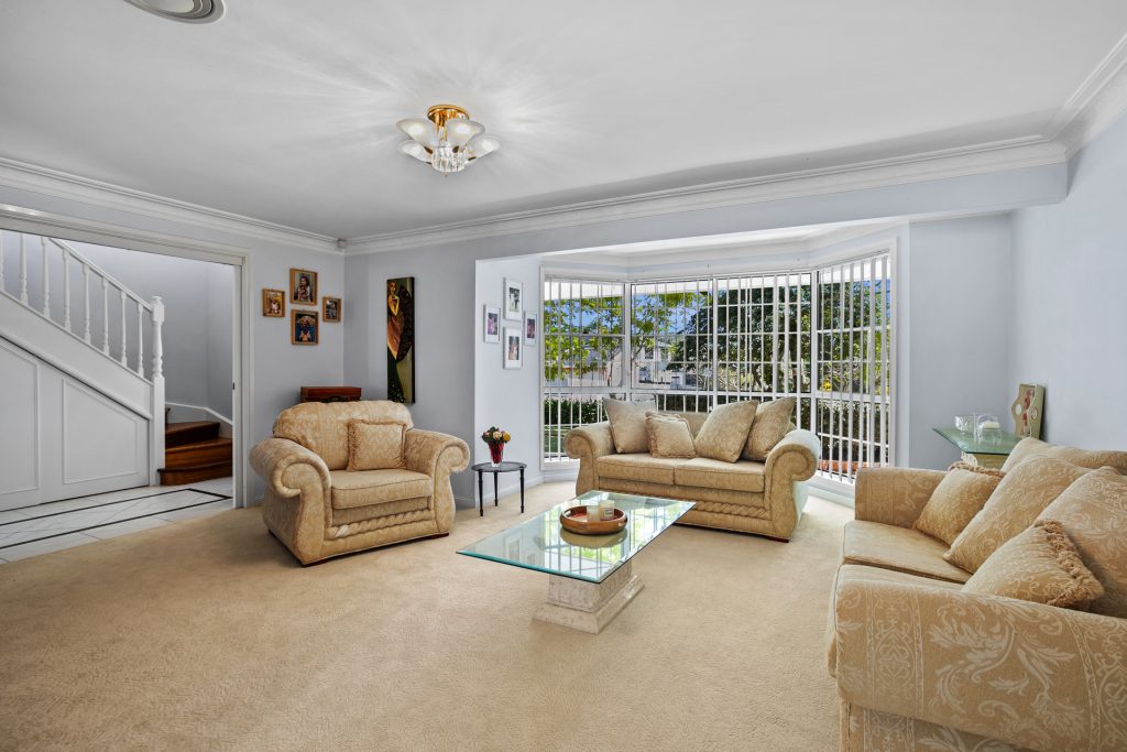 3 Ridgecrop Drive, Castle Hill NSW 2154 - photo 3