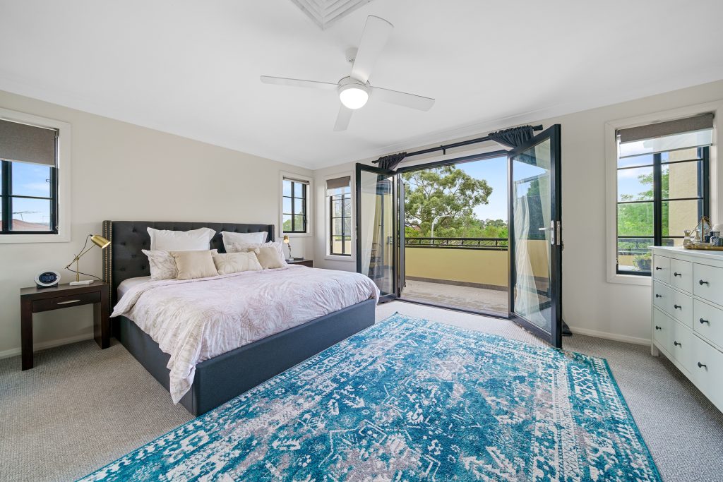 10 Sorrento Court, Kellyville NSW 2155 - photo 8