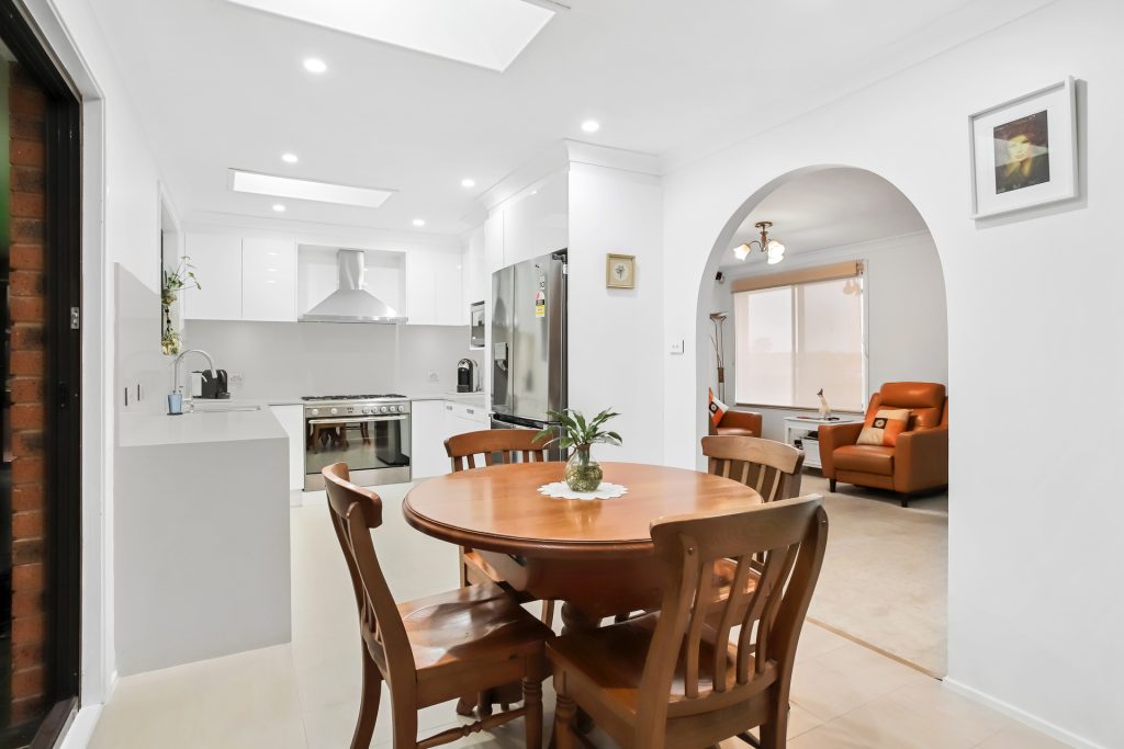 97 Douglas Road, Doonside NSW 2767 - photo 4