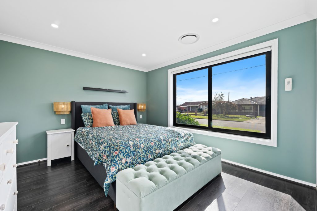 35 Topaz Crescent, Seven Hills NSW 2147 - photo 7
