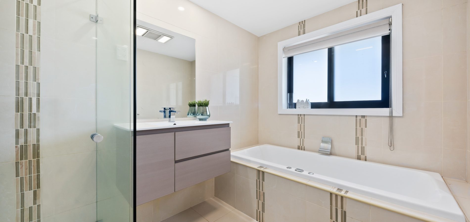 35 Topaz Crescent, Seven Hills NSW 2147 - photo 8