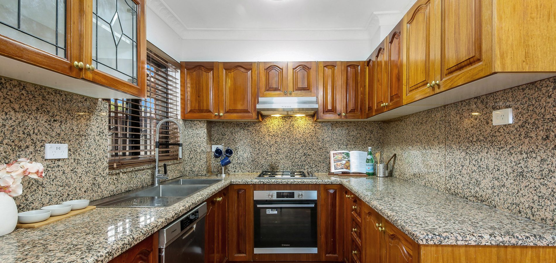 2/78A Weston Street, Harris Park NSW 2150 - photo 3