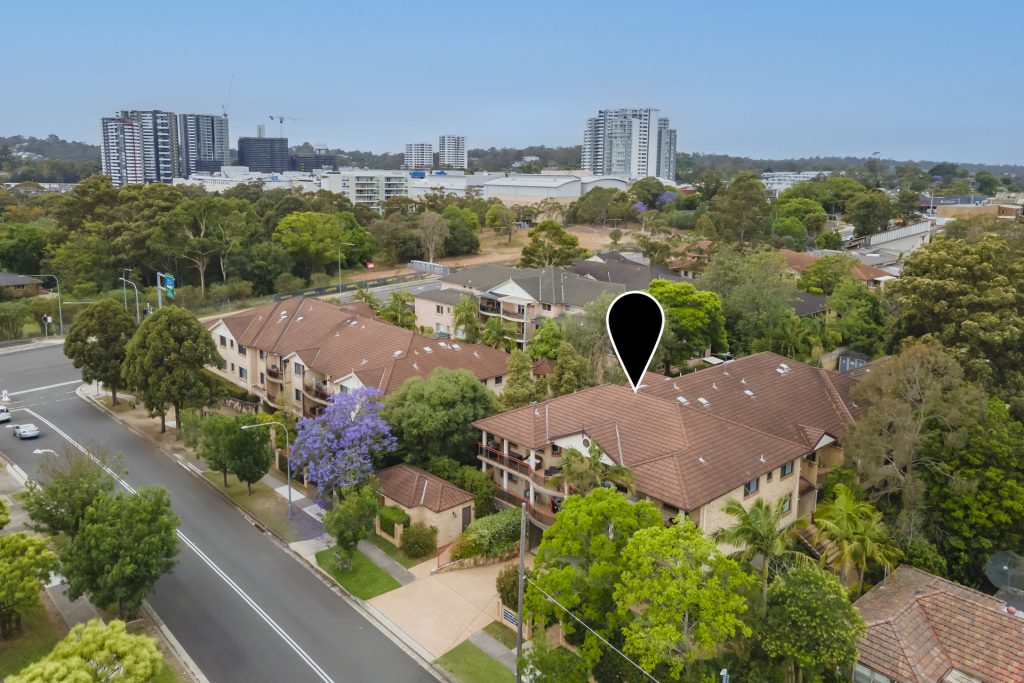 6/3 Cheriton Avenue, Castle Hill NSW 2154 - photo 13