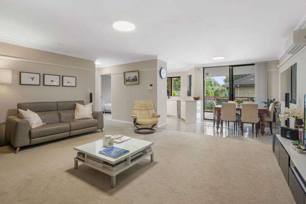 6/3 Cheriton Avenue, Castle Hill NSW 2154 - photo 3