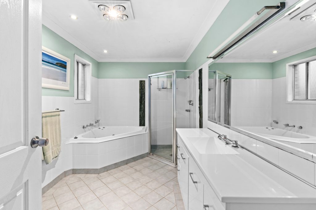20 Roberts Place, McGraths Hill NSW 2756 - photo 13