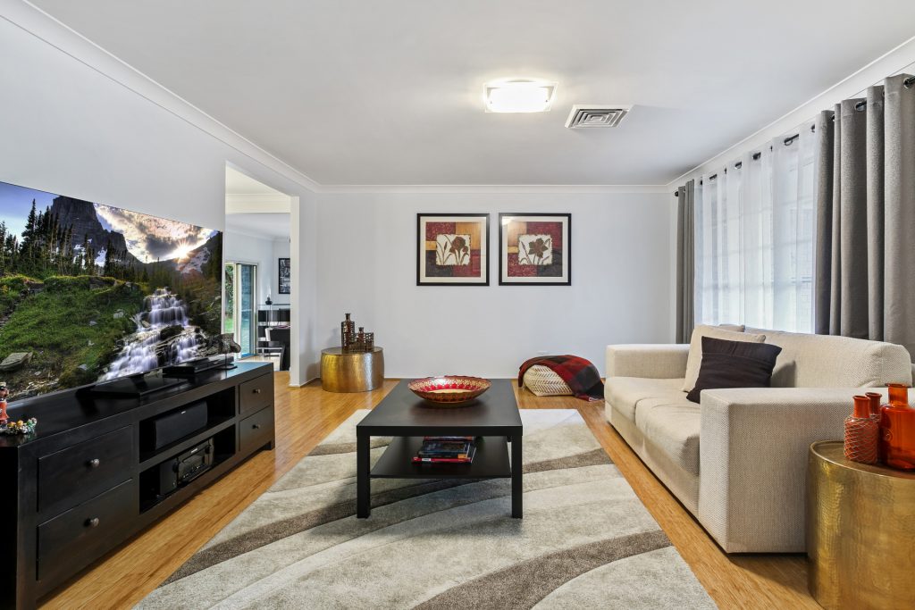 5 Castlewood Drive, Castle Hill NSW 2154 - photo 2