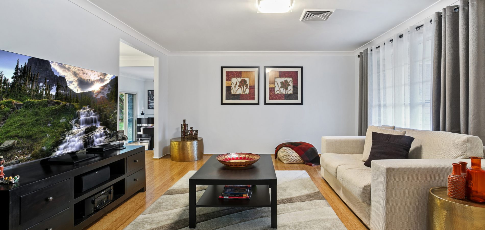5 Castlewood Drive, Castle Hill NSW 2154 - photo 2