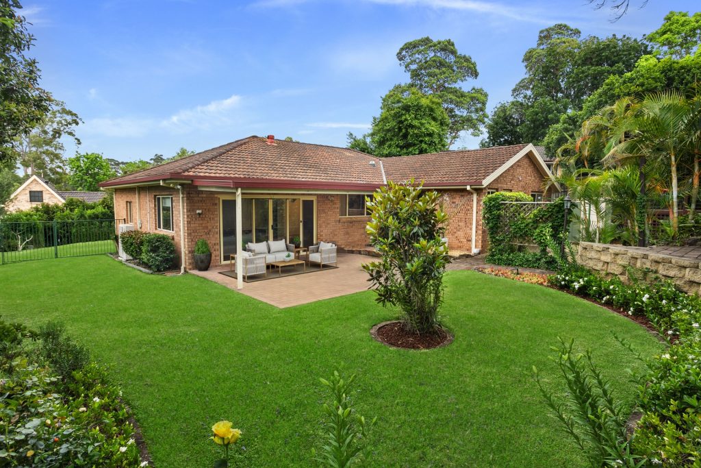 5 Castlewood Drive, Castle Hill NSW 2154 - photo 13