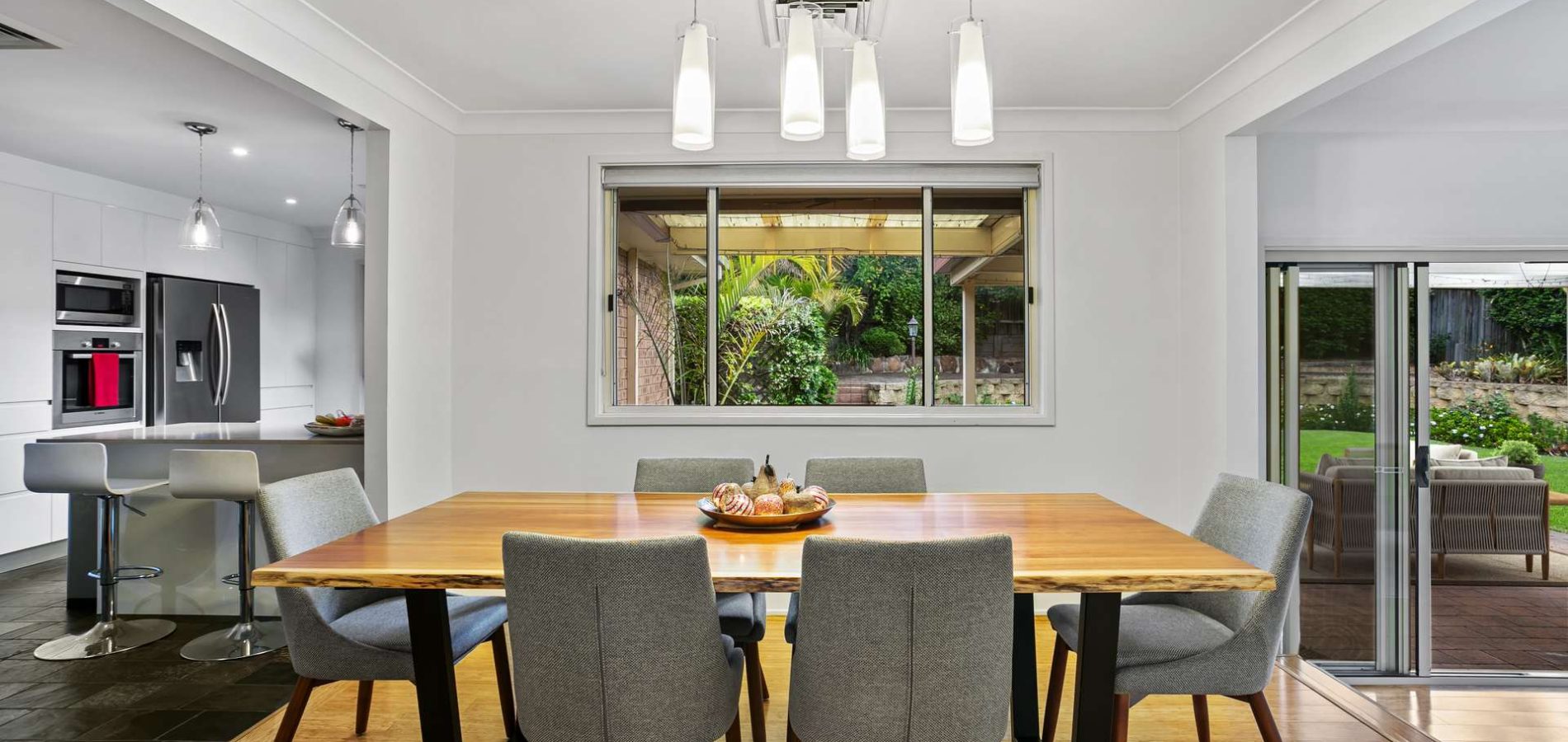 5 Castlewood Drive, Castle Hill NSW 2154 - photo 3