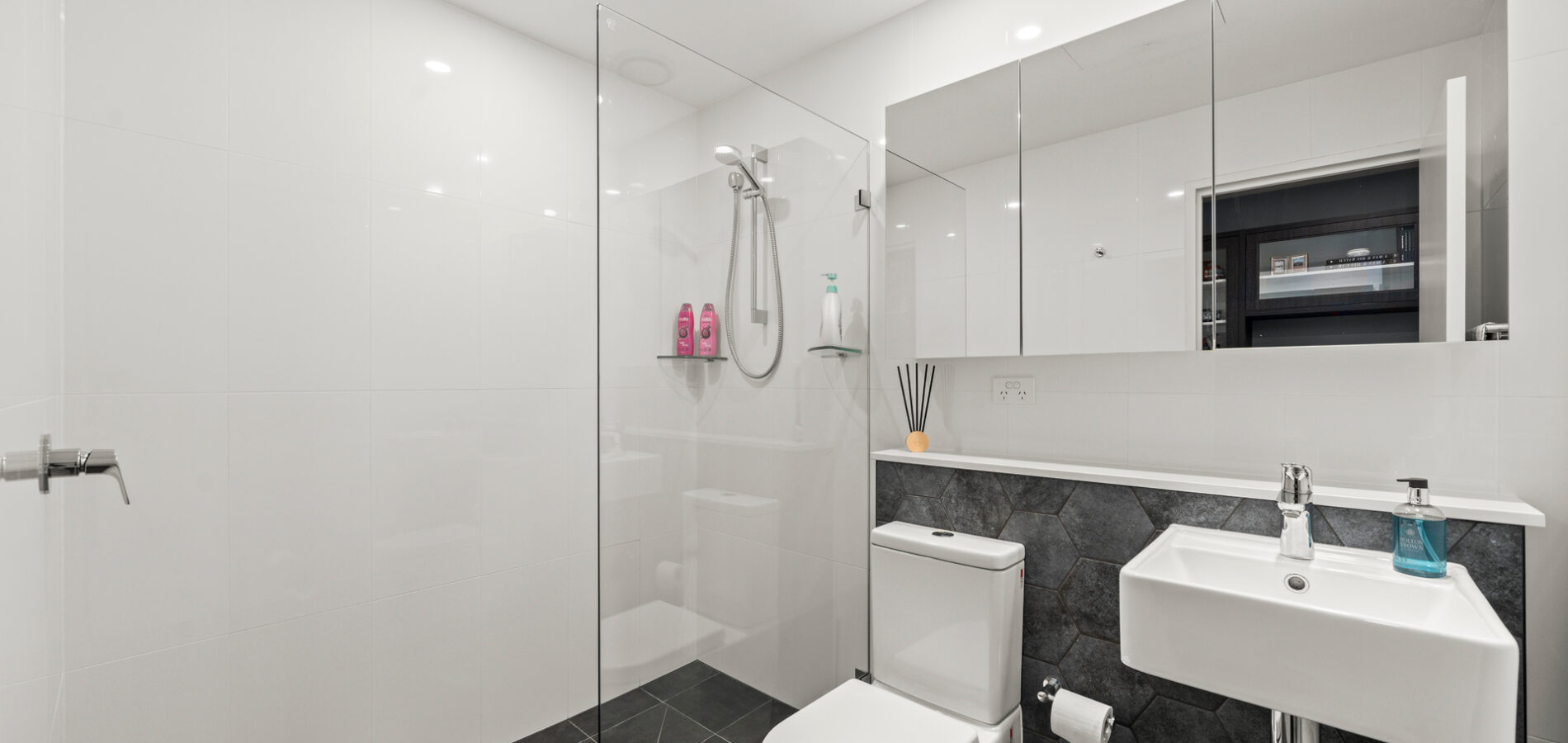129/180 Hezlett Road, North Kellyville NSW 2155 - photo 8