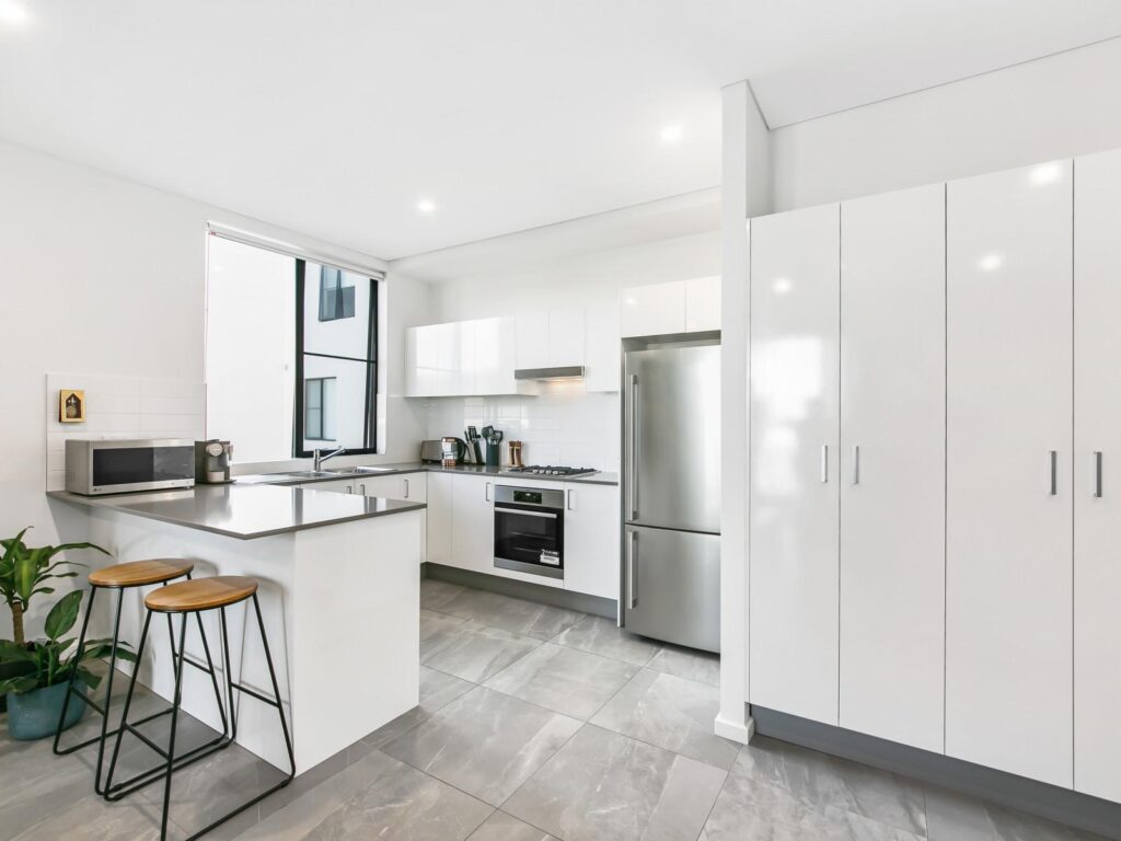 205/161 Great Western Highway, Mays Hill NSW 2145 - photo 4