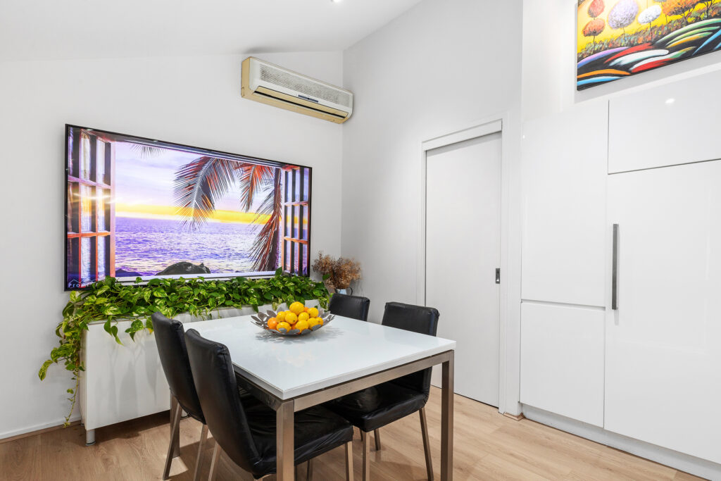 3 Eather Avenue, North Rocks NSW 2151 - photo 7