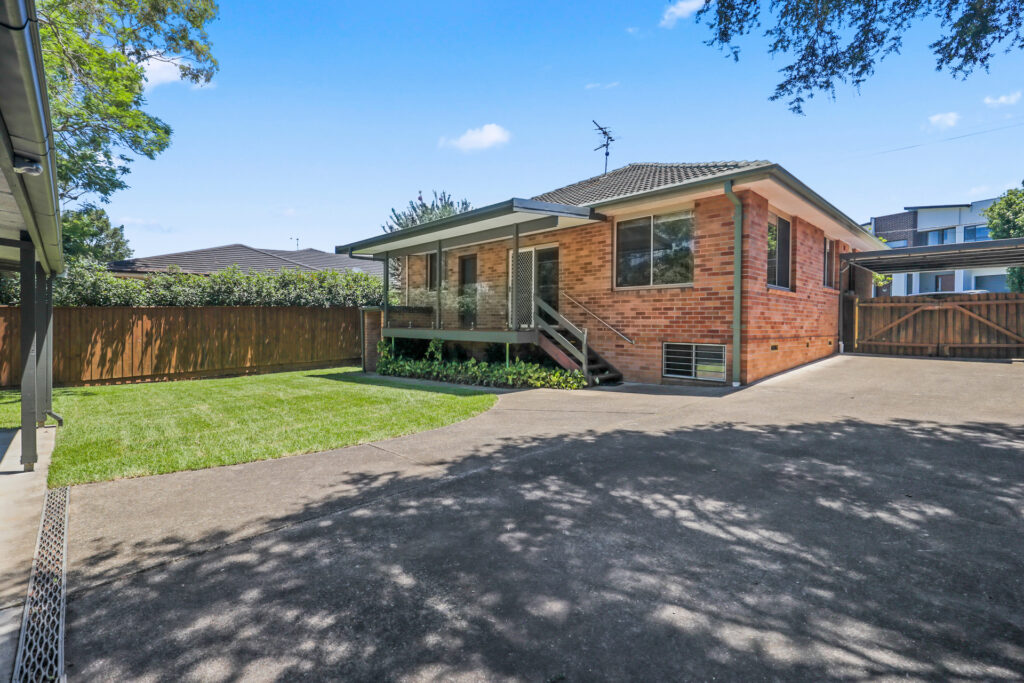 Sold - 14 Neptune Street - New Property in Dundas Valley - Real Estate by Brad Panayiotou