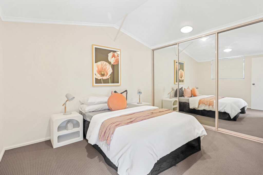 Sold - 14 Neptune Street - New Property in Dundas Valley - Real Estate by Brad Panayiotou